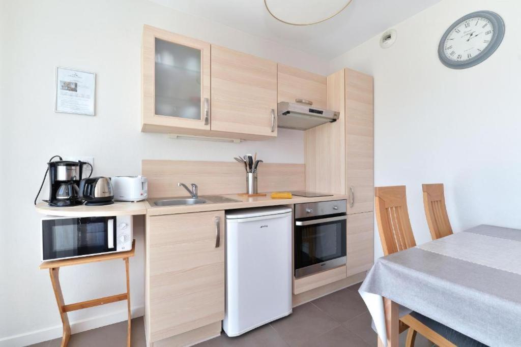 Maison D'Hotes Sainte Hune Chambres Et Appartements อูนาวีหร์ ภายนอก รูปภาพ